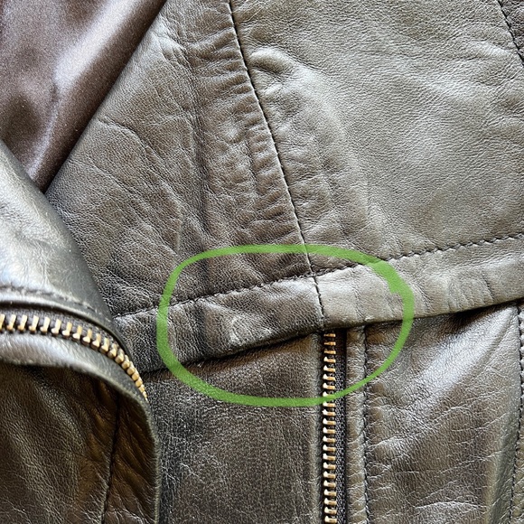 Danier Women’s Black Leather Jacket - Size S - Picture 11 of 16